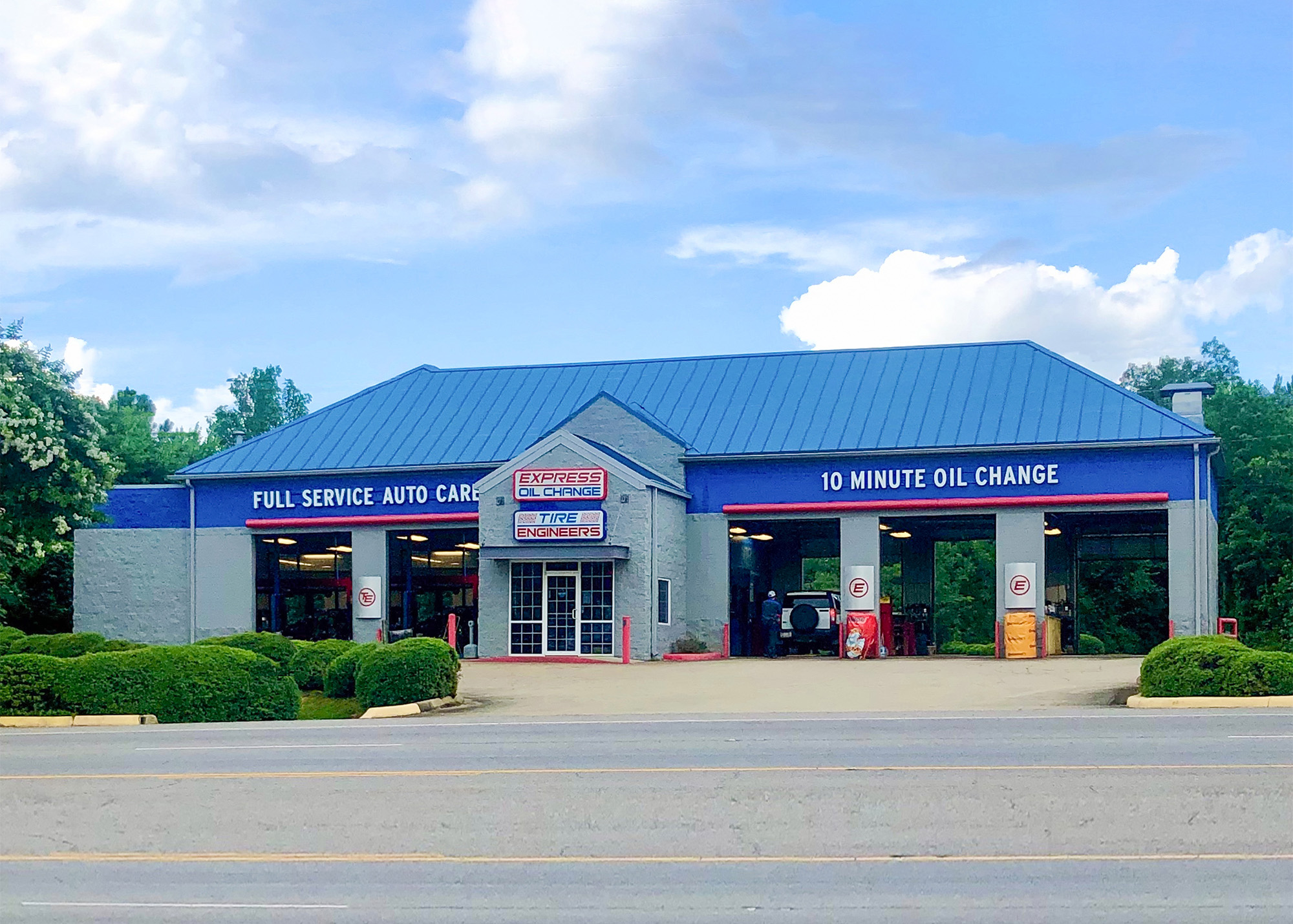 Express Oil Change & Tire Engineers at Pell City, AL - Pell City Marketplace