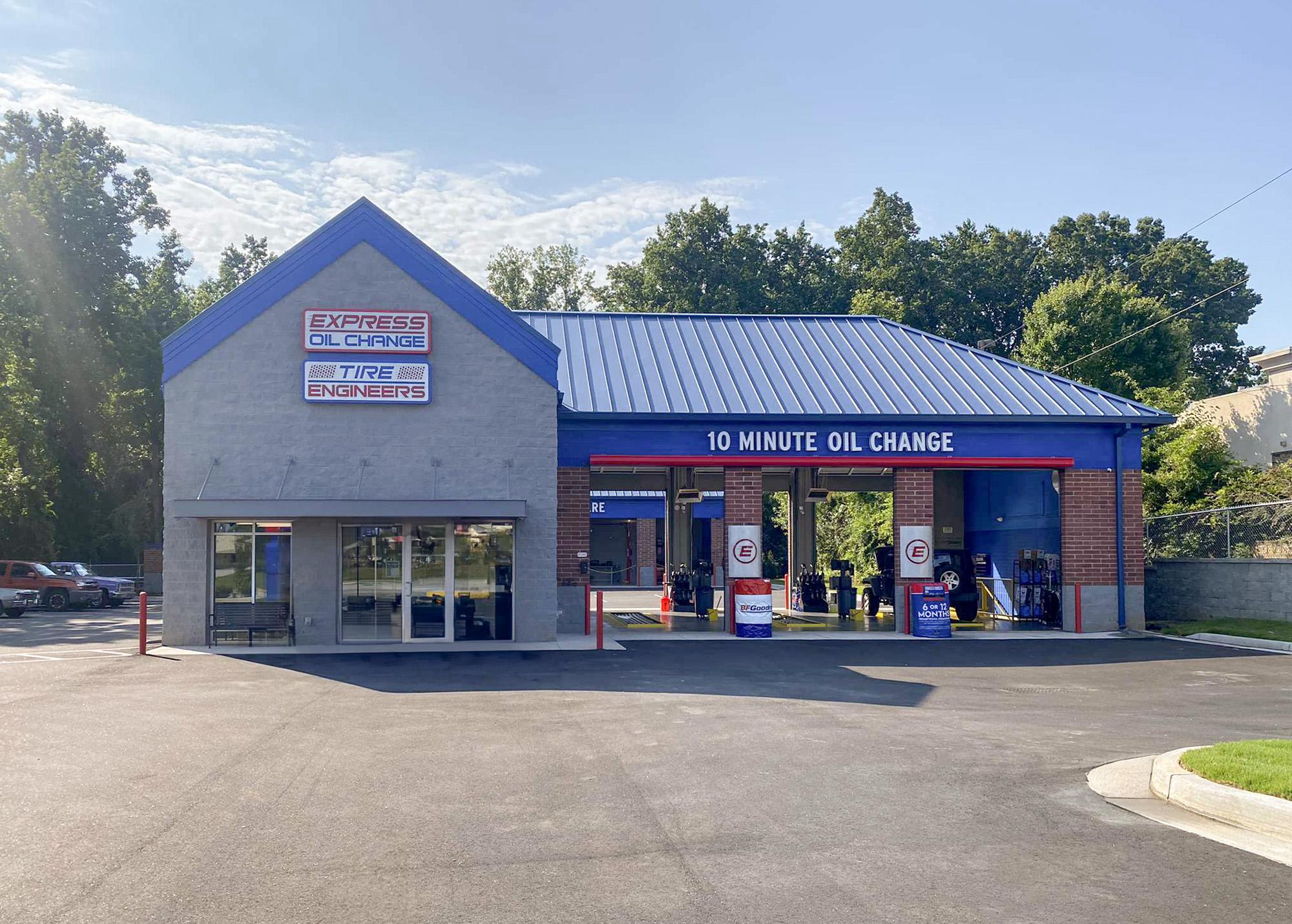 Express Oil Change & Tire Engineers at Taylors, SC - Taylors Square